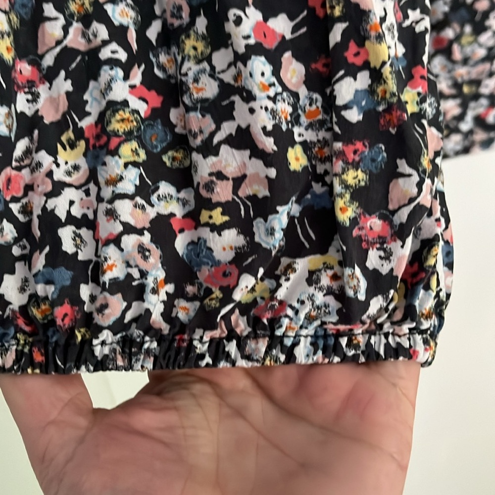 Caslon Long Sleeve Floral Blouse - Picture 3 of 9